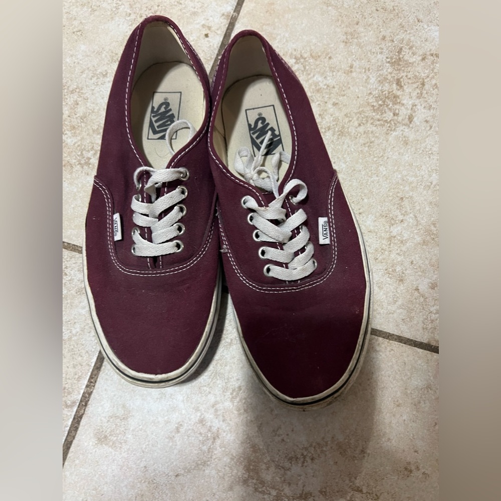 Men’s size 9.5 burgundy vans.